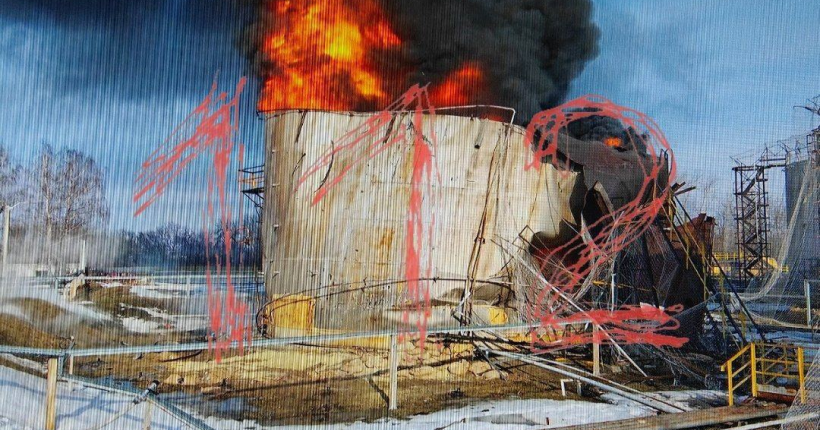 У Бєлгородській області палає нафтобаза