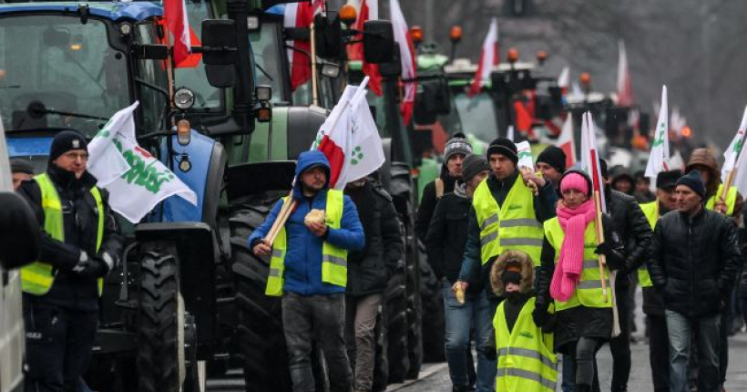 Польські фермери продовжили блокаду кордону з Україною до кінця квітня