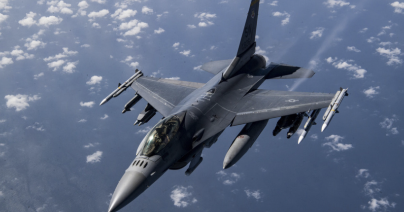 Експерт: У росіян є дані про те, хто з українських пілотів навчається на F-16