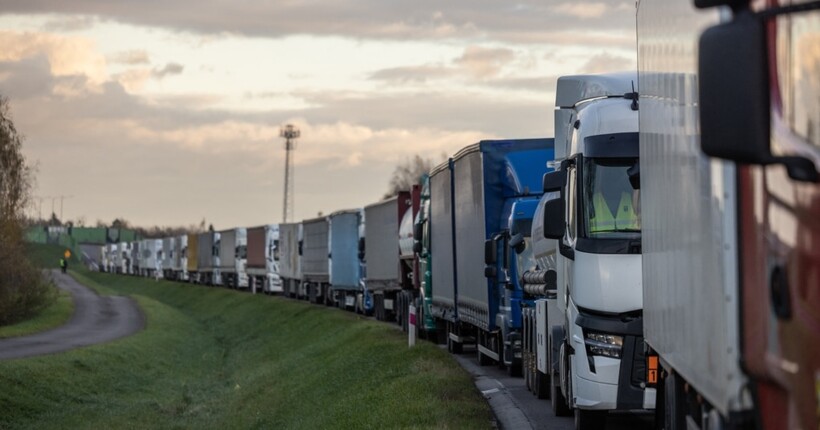 Польські фермери вчергове заблокували ще один пункт пропуску на кордоні з Україною