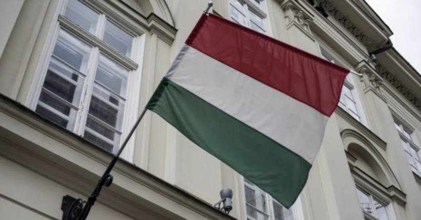Єрмак провів телефонну розмову з головою МЗС Угорщини Сіярто: про що вдалося домовитися