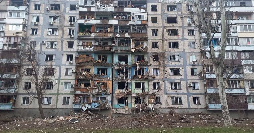 Росіяни атакували Запоріжжя 12 ракетами: сім будинків зруйновано, ще 35 - пошкоджено