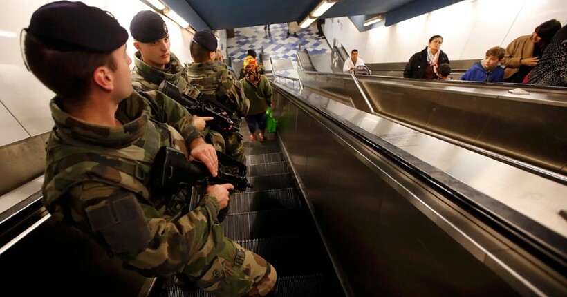 Франція підняла рівень терористичної загрози у країні до найвищого