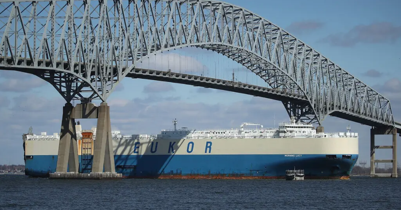 У США у штаті Балтимор після зіткнення з кораблем обвалився міст імені Френсіса Скотта Кі довжиною у 3 кілометри (відео)