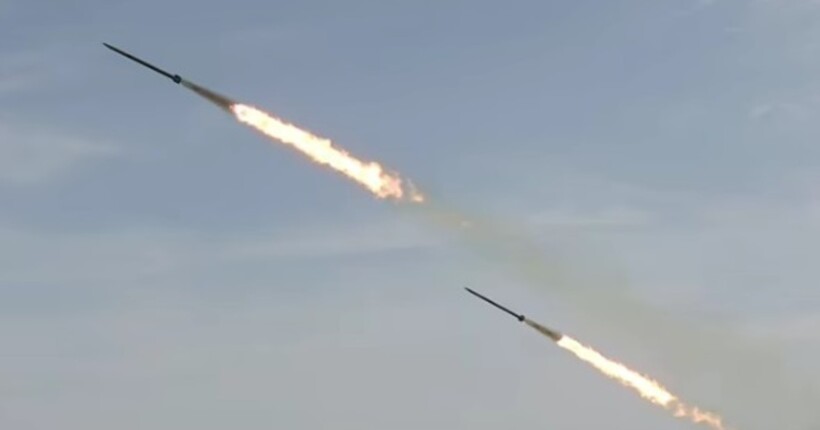 У НАТО вивчають варіанти збиття російських ракет, які летять у бік держав-членів, - МЗС Польщі