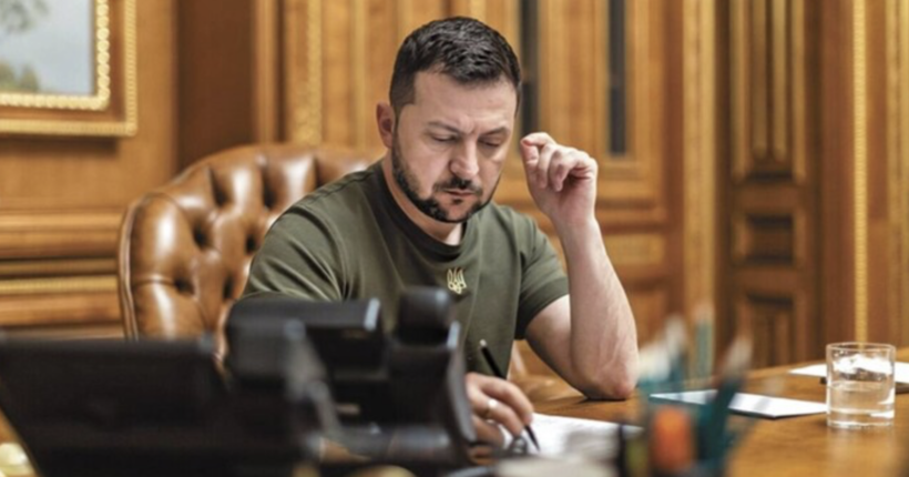Зеленський звільнив посла України у Молдові