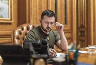 Зеленський звільнив посла України у Молдові