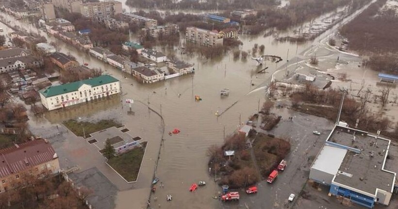 Повінь з російського Орська дісталася до Оренбурга: підтоплено понад 1500 будинків