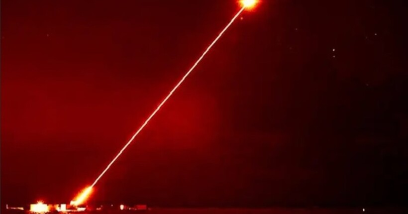 Британія оснащуватиме свої кораблі лазерною зброєю