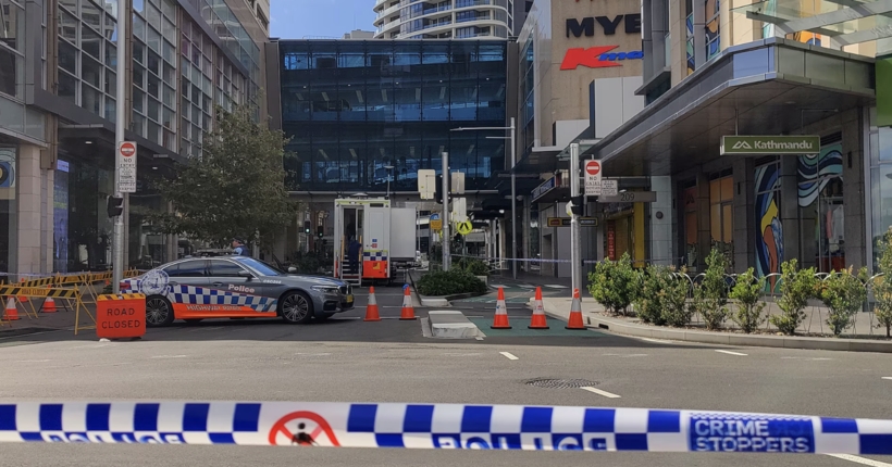 ЗМІ: Чоловік, який з ножем напав на відвідувачів ТЦ у Сіднеї, мав психічні проблеми