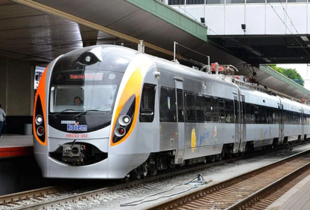 Укрзалізниця в тестовому режимі повертає швидкісний потяг Київ - Одеса