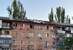 Пошкоджено ДНЗ, АЗС та житлові будинки: окупанти тричі накрили Нікополь вогнем