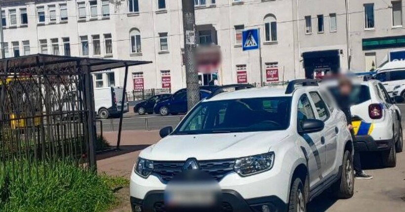 У Києві чоловік забув, де припаркувався і викликав поліцію