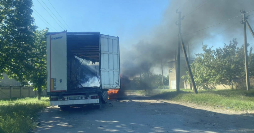 Окупанти атакували вантажівку, яка везла питну воду жителям Берислава