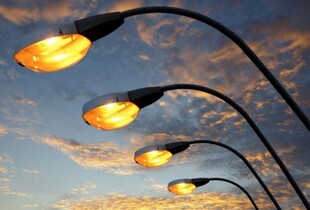 Дефіцит в енергосистемі: у Києві зменшать яскравість вуличного освітлення