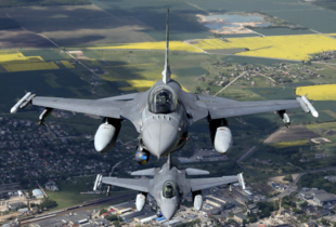Перші F-16 з Данії будуть в Україні протягом місяця, - Метте Фредеріксен 