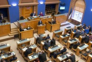 Естонія першою у світі ухвалила закон про використання заморожених російських активів на користь України