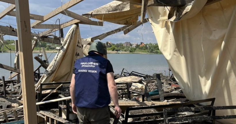 Харківська прокуратура показала відео зруйнованої бази, куди поцілили росіяни