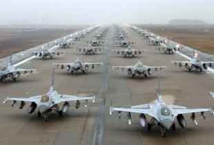 Група українських військових завершила у Нідерландах навчання з обслуговування F-16