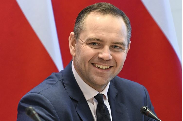 Навроцький