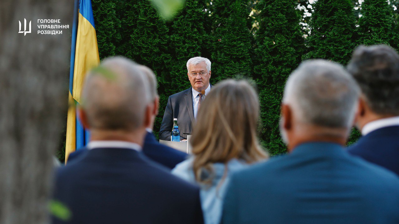 розвідка показала дипломатам елементи західного виробництва