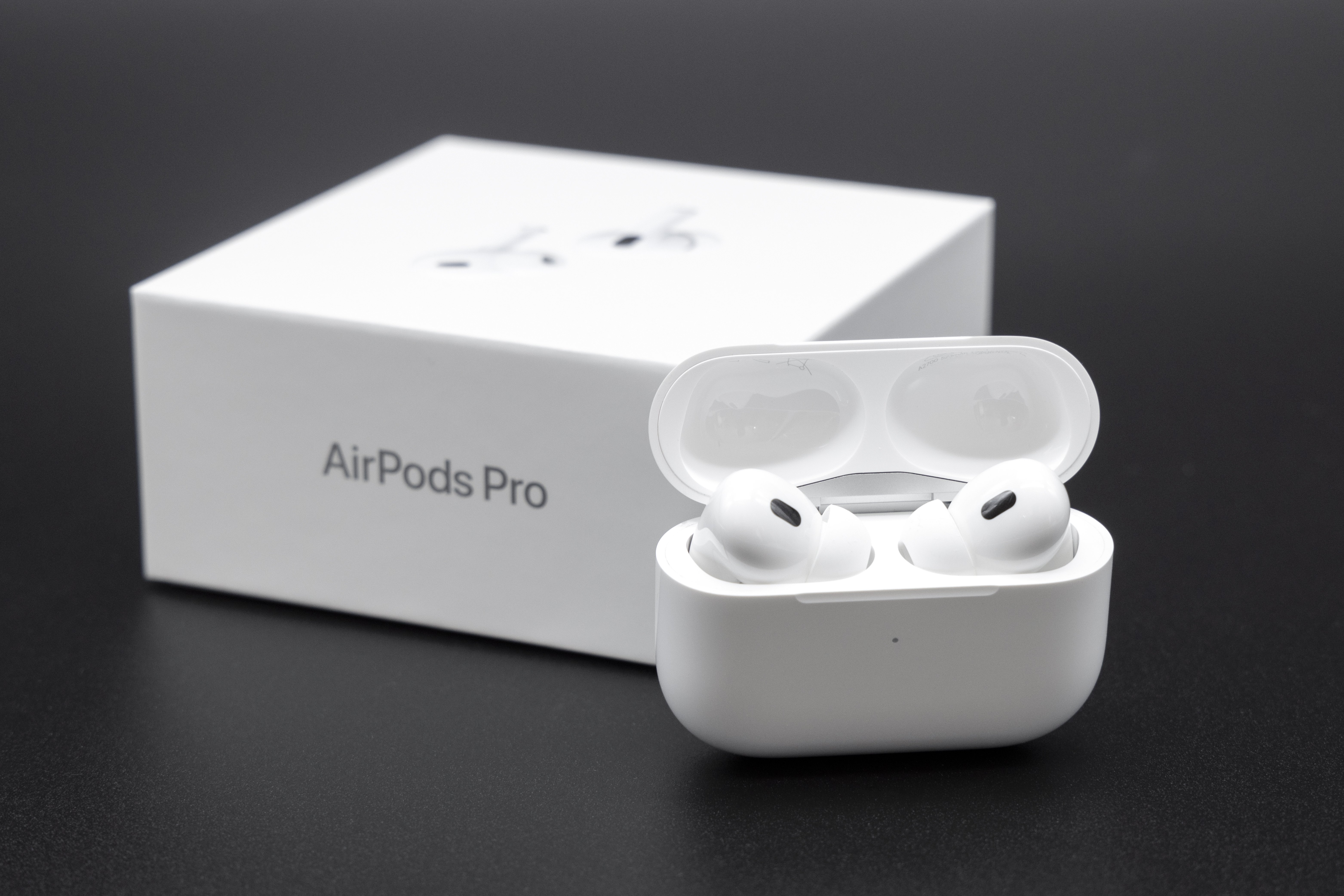AirPods Pro 3 провалили тест на придатність до ремонту