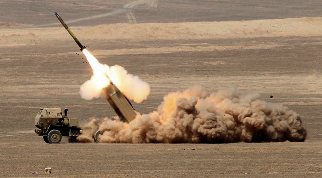 В новий пакет військової допомоги Україні від США увійшли ракети великої дальності для HIMARS