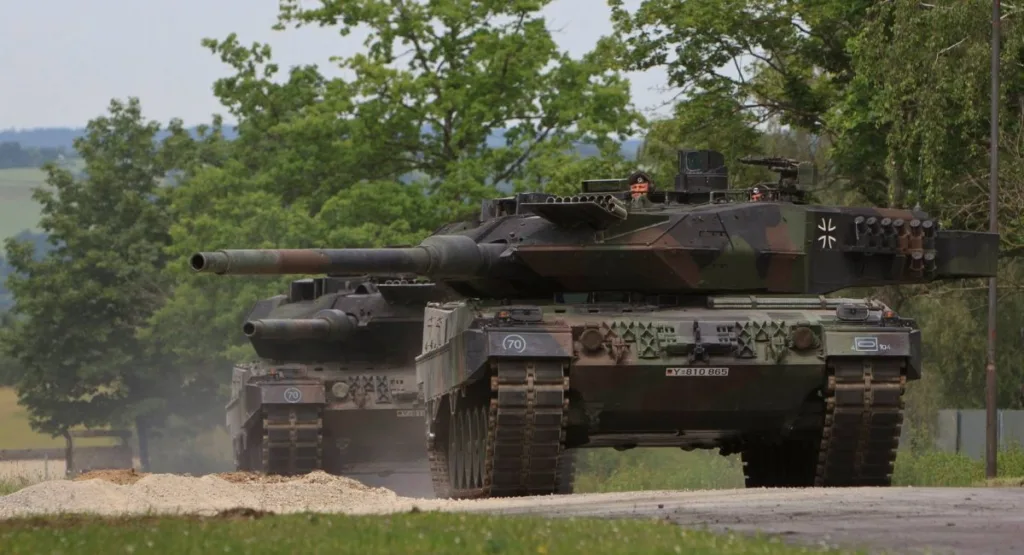 Польща передала Україні 10 Leopard 2